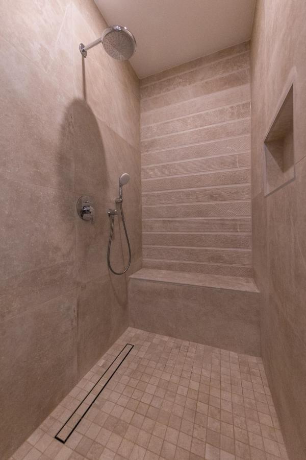 Center Apartment *